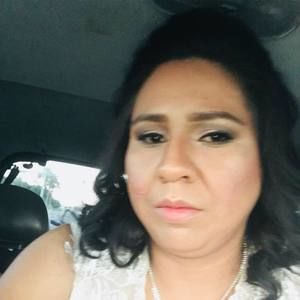 Meet your Posher, Perla